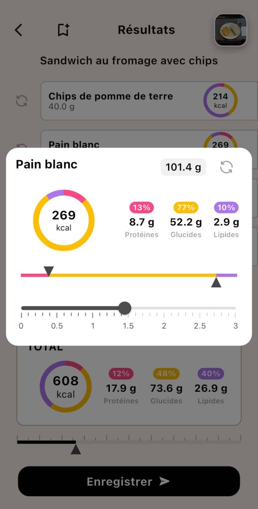 Résultat de l'ajustement de la quantité de pain sur l'application Lean, montrant la mise à jour en temps réel du total des calories du repas.